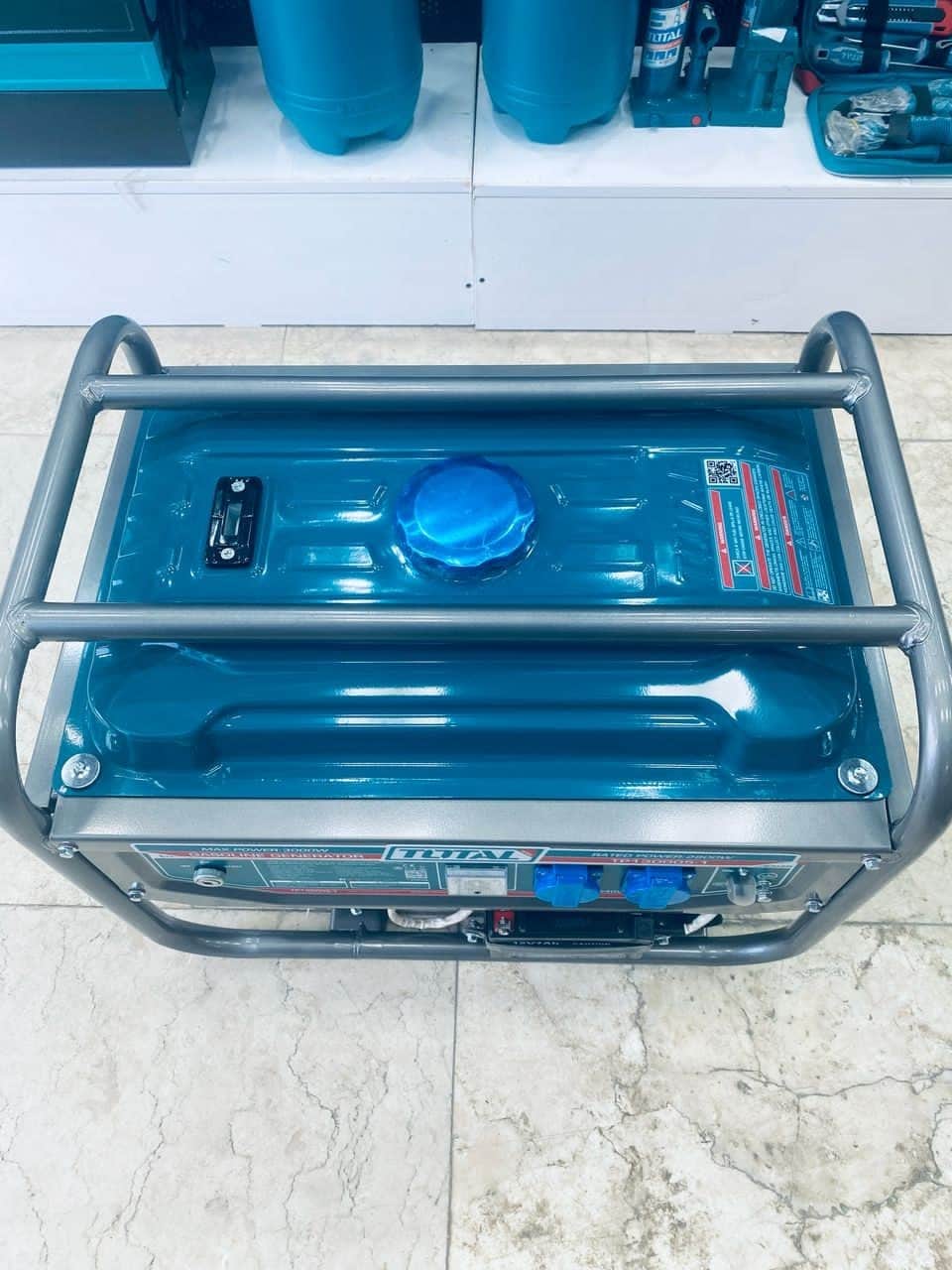 موتور برق 3 کیلووات بنزینی تک فاز استارتی توتال مدل TP130005-1 - تصویر 4