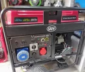موتور برق  ۱۸ کیلووات سه گانه سوز سه فاز استارتی مدل SKN SGLNGT23000E +ATS - تصویر 1