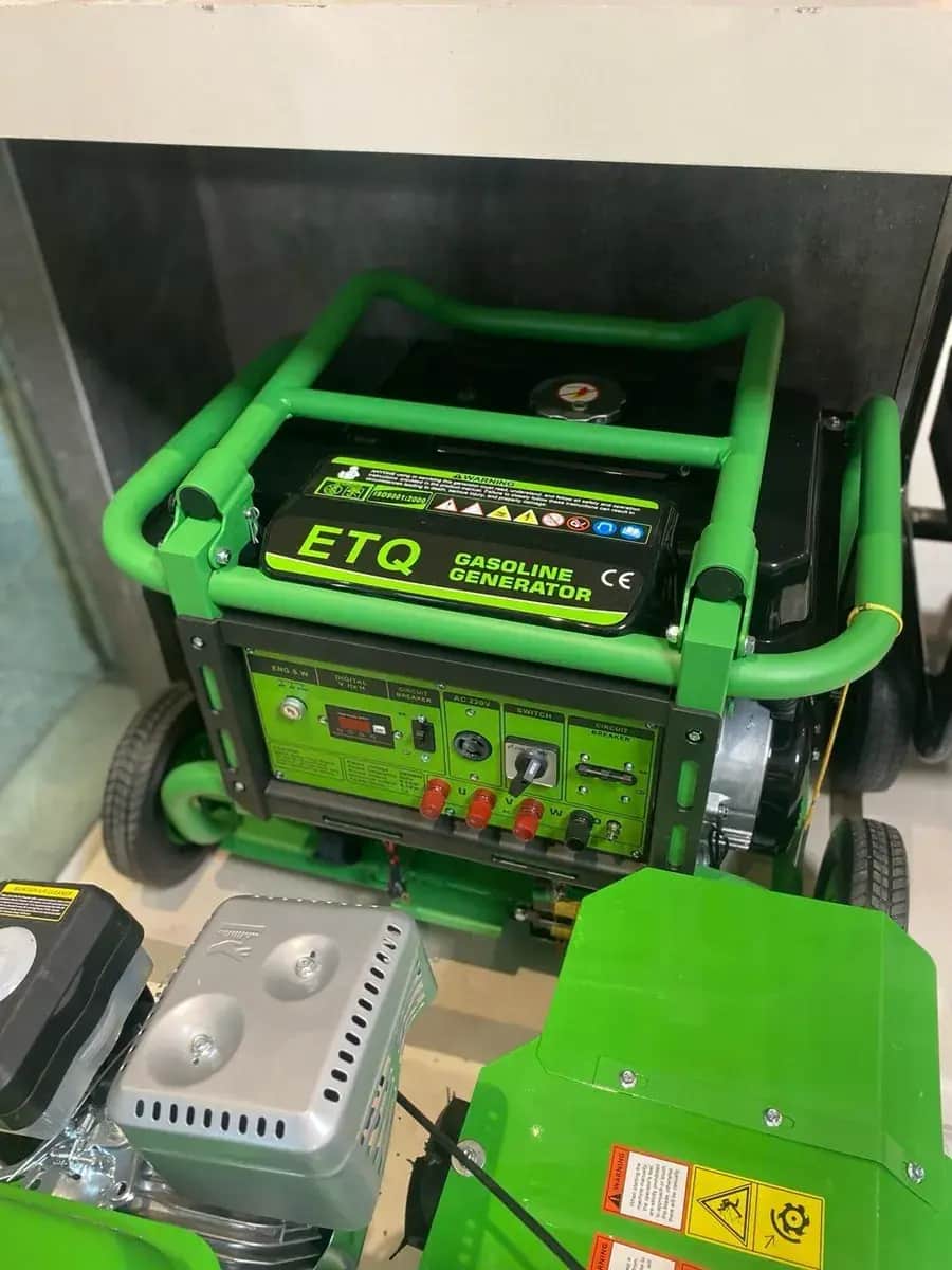 موتور برق ۸.۵ کیلووات بنزینی سه فاز استارتی ETQ مدل TG11200 - تصویر 1