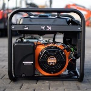 موتور برق 8.5 کیلووات تک فاز و سه فاز بنزینی استارتی کینگ وی KGG10000E-T