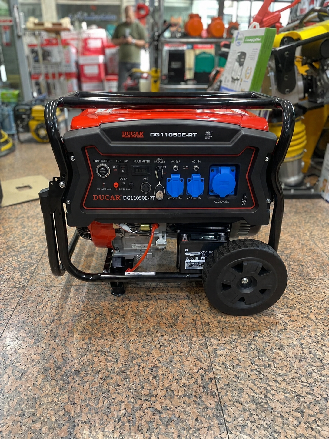 موتور برق 8.5 کیلووات سه فاز تکفاز بنزینی ریموت دار دوکار مدل DG11050E-RT